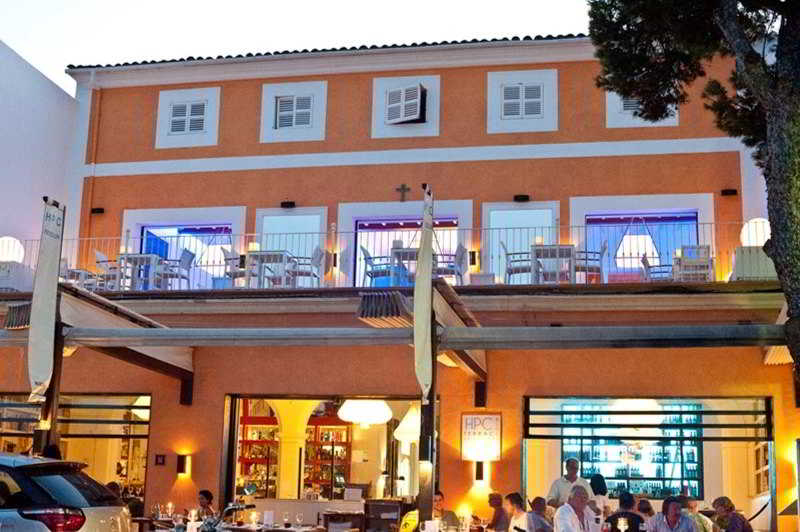 hostal Portocolom
