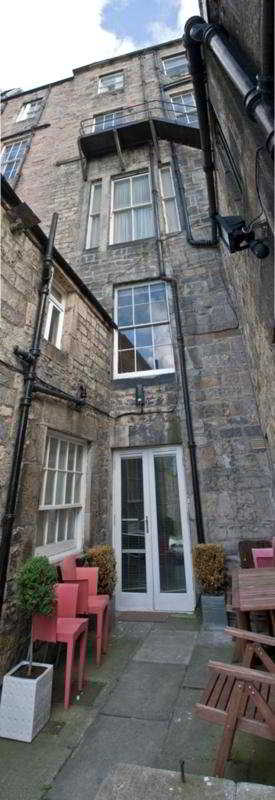 hotel 16b York Place Lets In The City Edinburgh