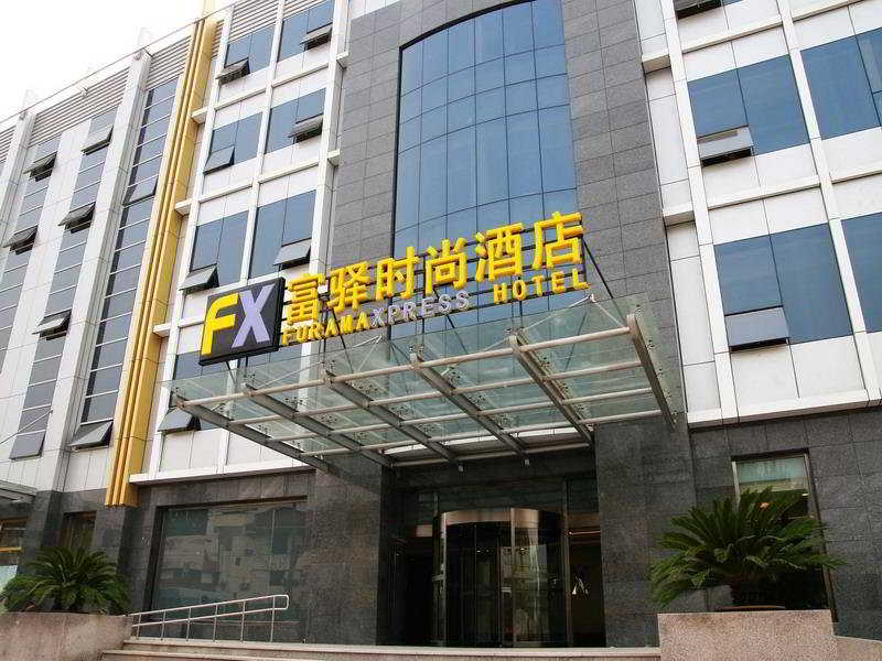 hotel Furamaxpress Airport