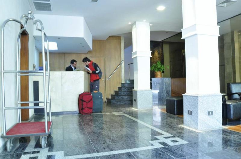 apartahotel Reina Victoria Suites & Towers