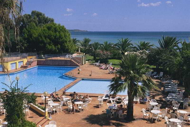 hotel Free Beach Club