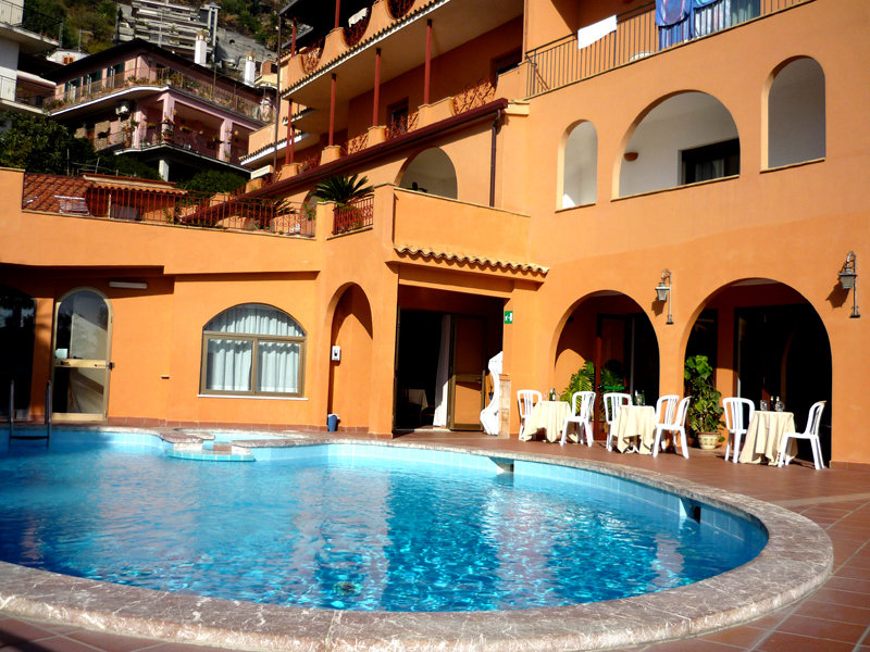 hotel Andromaco