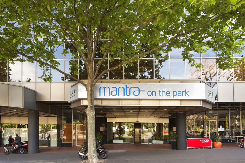 hotel Mantra On The Park