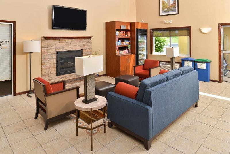 hotel Comfort Suites