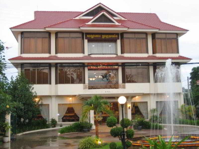 hostal Prum Bayon Hotel