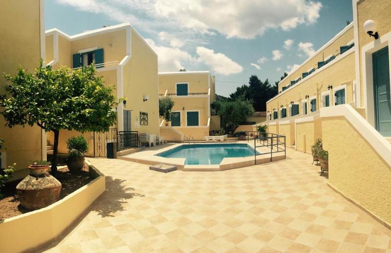 apartamentos Esperides Maisonettes