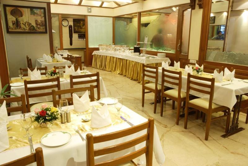 hotel Regal Enclave