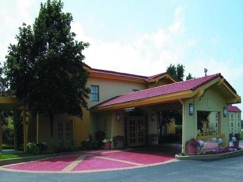 hotel La Quinta St. Louis Airport 714