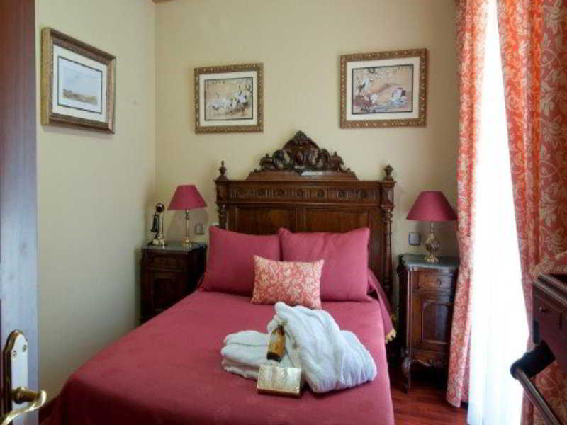hotel rural Balneario Aguas De Carabaas