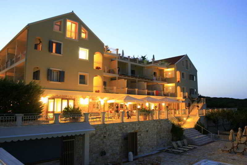 hotel Almyra