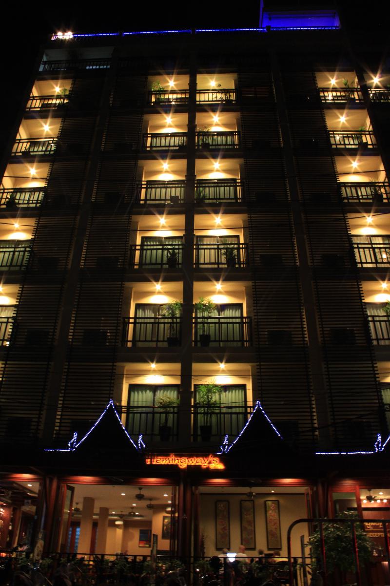 hotel Patong Hemingways Hotel
