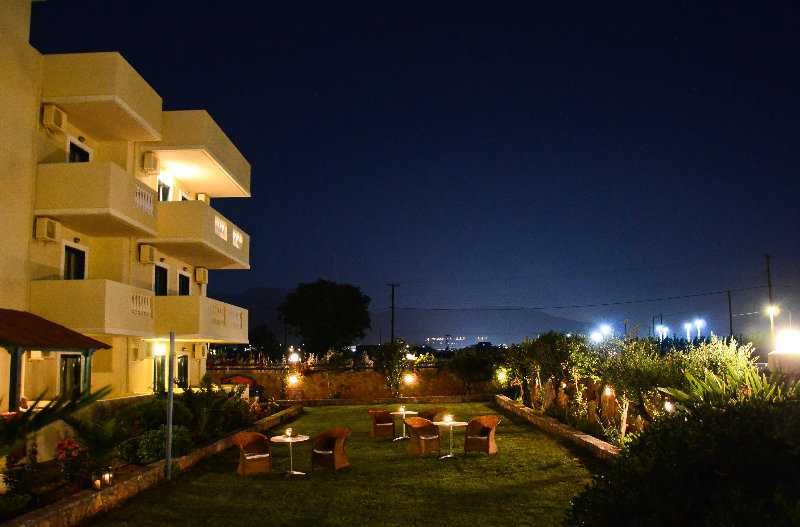 apartamentos Cretan Family