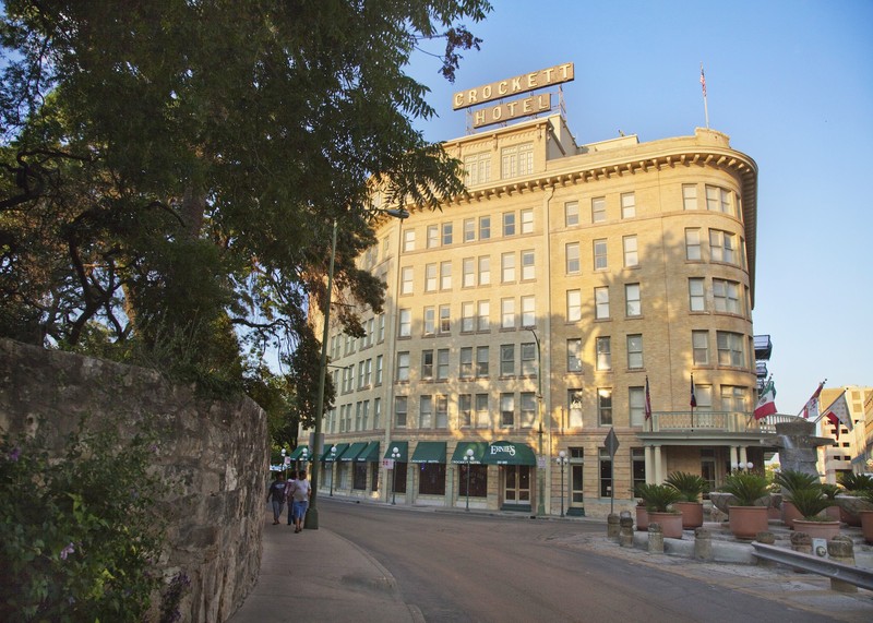 hotel Crockett Hotel