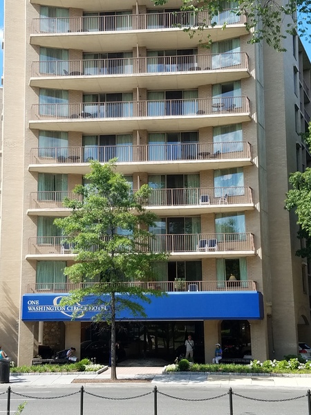 hotel One Washington Circle