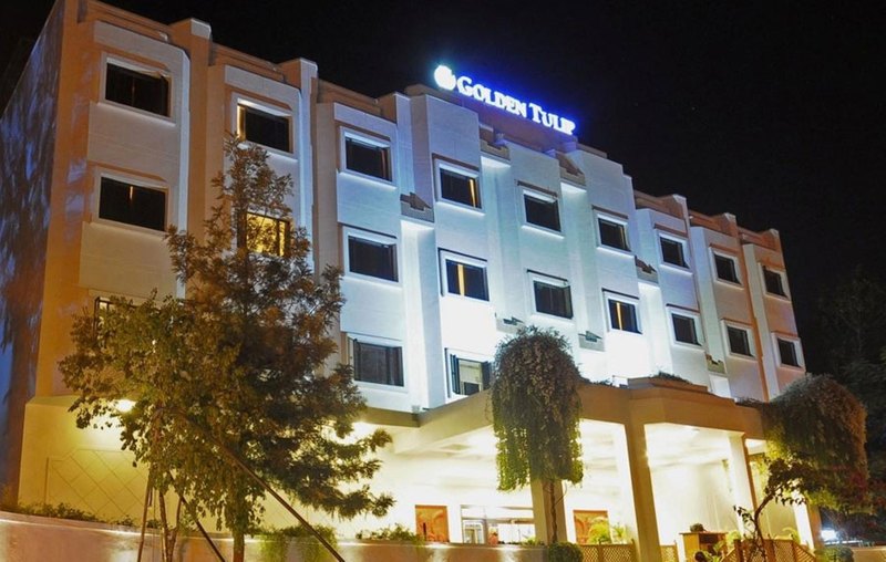 hotel Golden Tulip Udaipur
