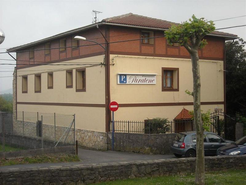 hostal Paratene