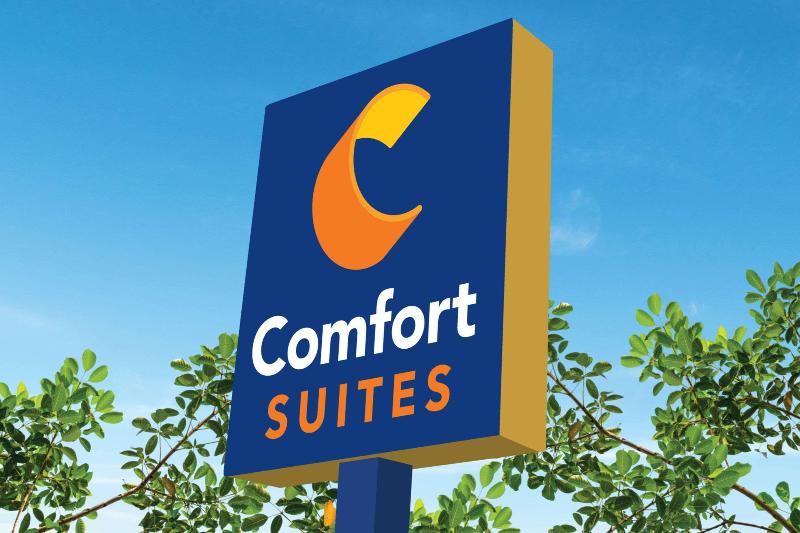 hotel Comfort Suites Airport North