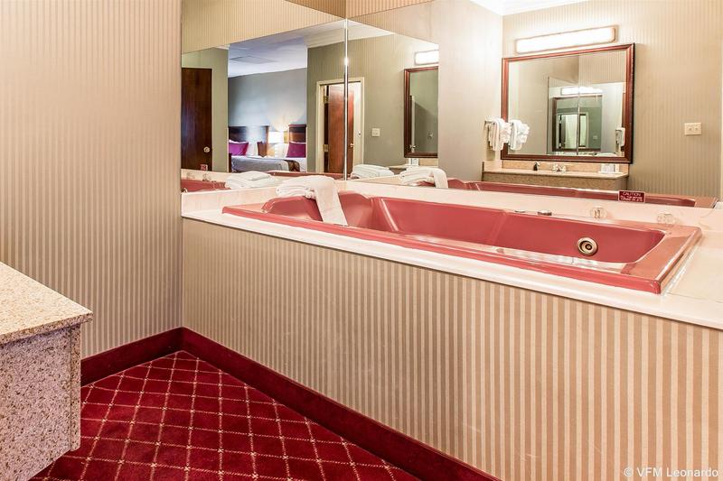 hotel Clarion Inn & Suites