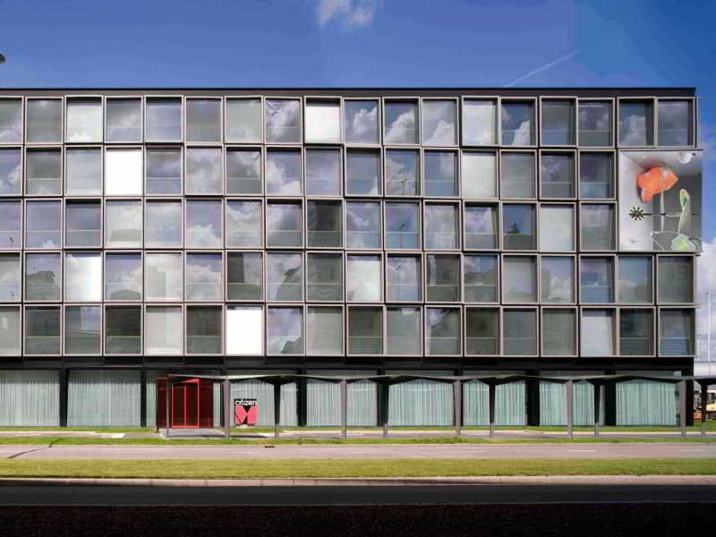 HOTEL CITIZENM SCHIPHOL AIRPORT Amsterdam Airport - Amsterdam