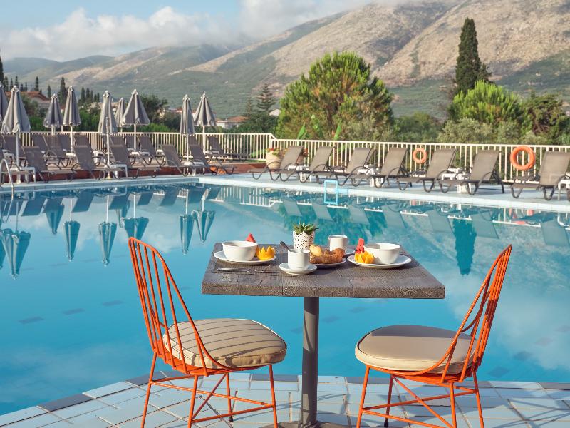 hotel Koukounaria Aparthotel & Suites
