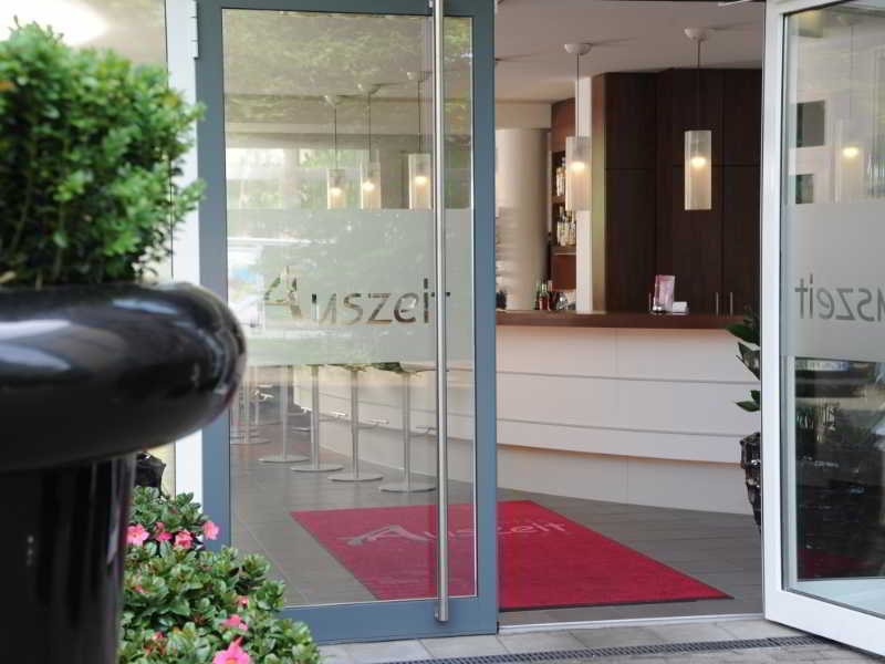 pendiente de categoria Auszeit Hotel Dusseldorf