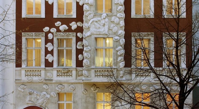 standard Air In Berlin Hotel