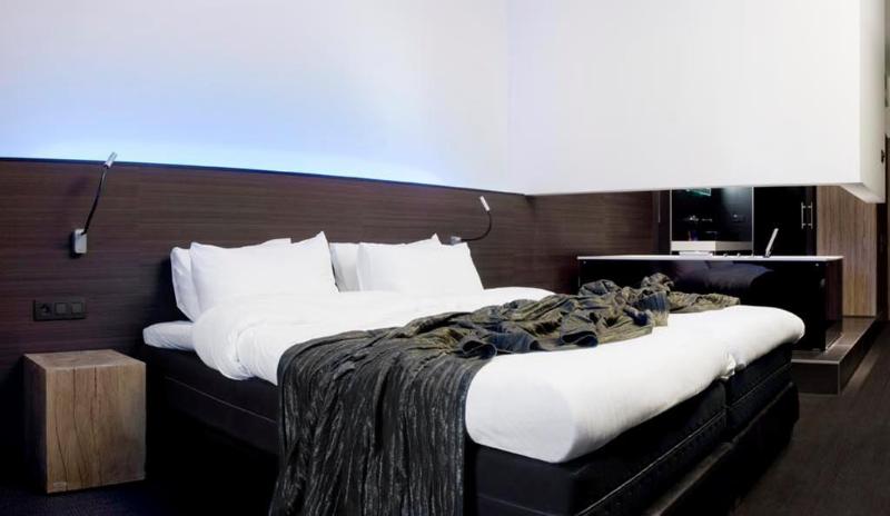 hotel Carbon