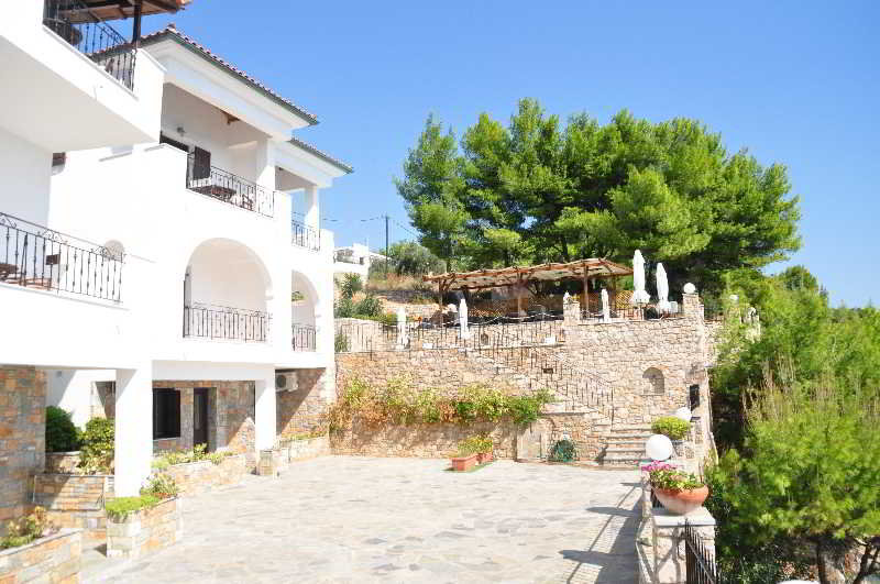 hotel Yalis