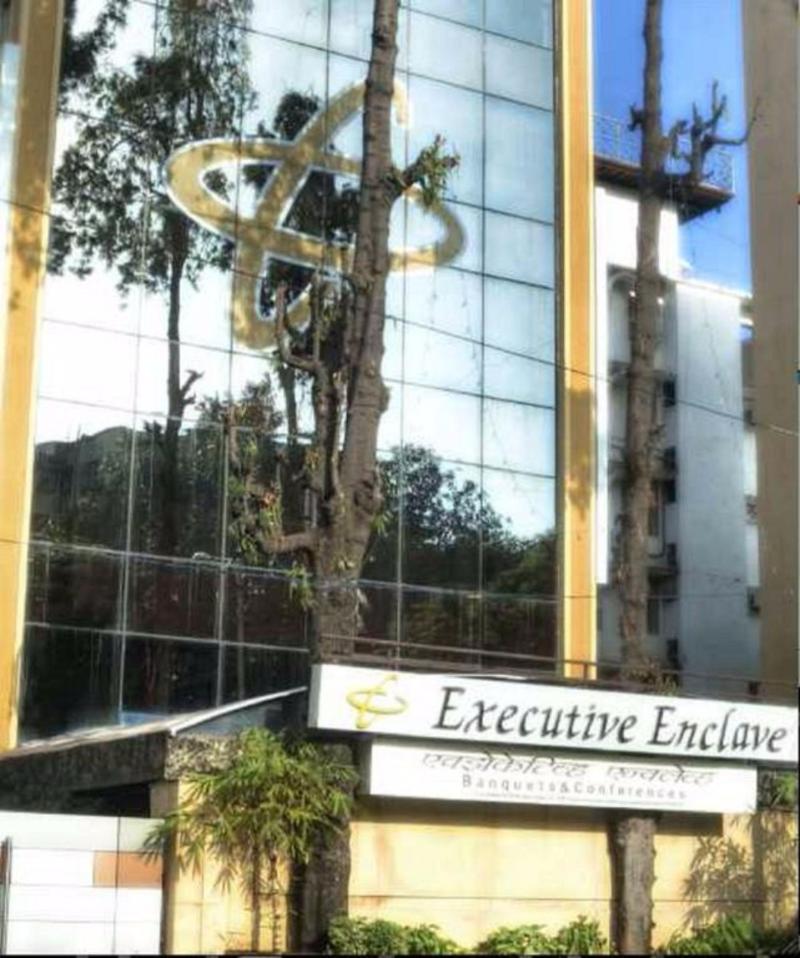 hotel Executive Enclave