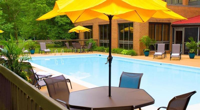 hotel Days Hotel Williamsburg Busch Gardens Area