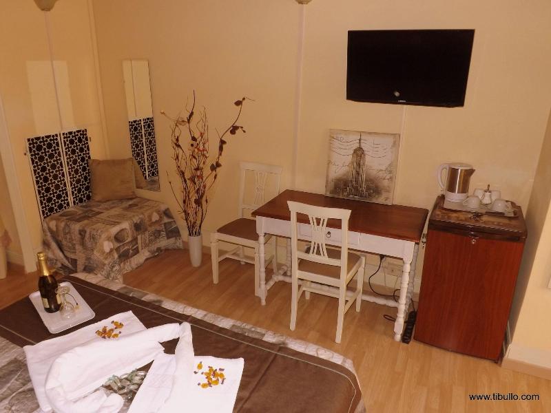 hotel Tibullo Bed & Breakfast