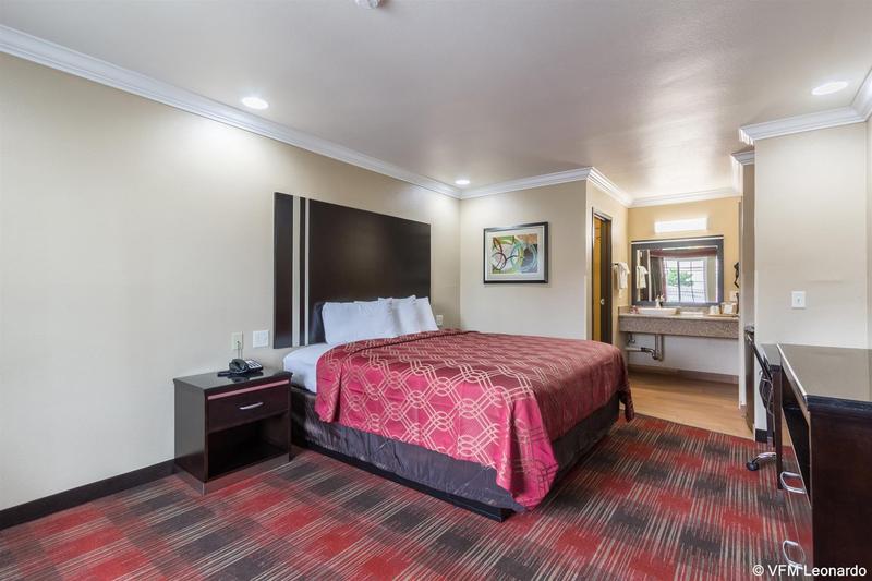hotel Howard Johnson Escondido
