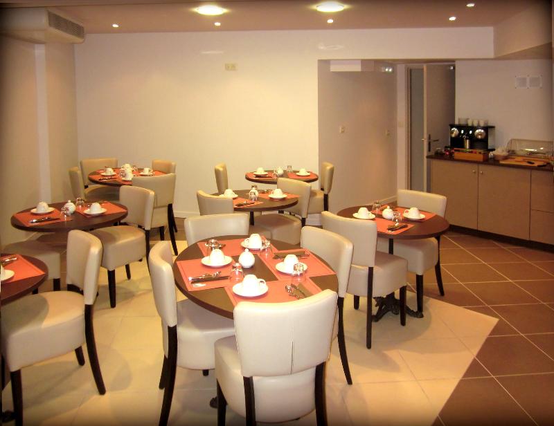 hotel Htel Ours Blanc Place Wilson