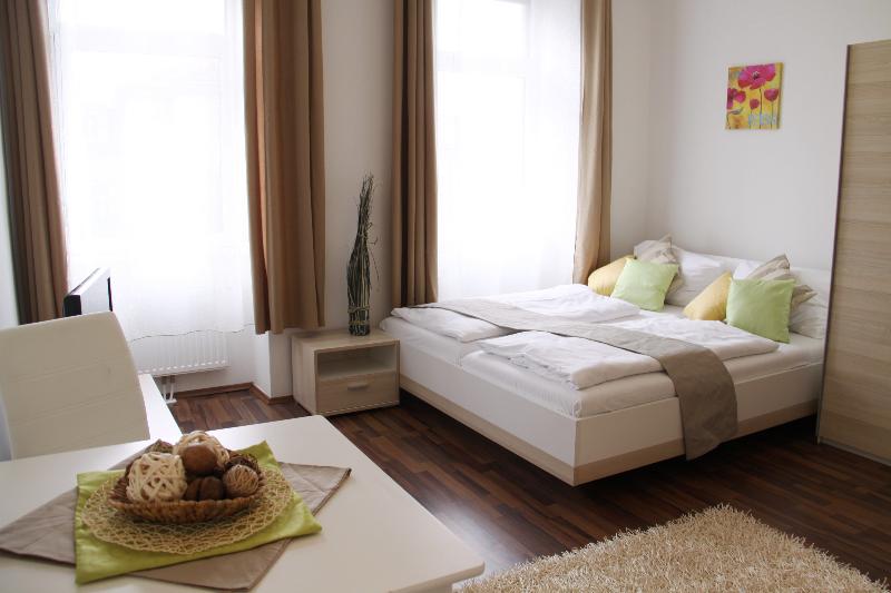 hotel Checkvienna Troststrasse (35 Final Cleaning)
