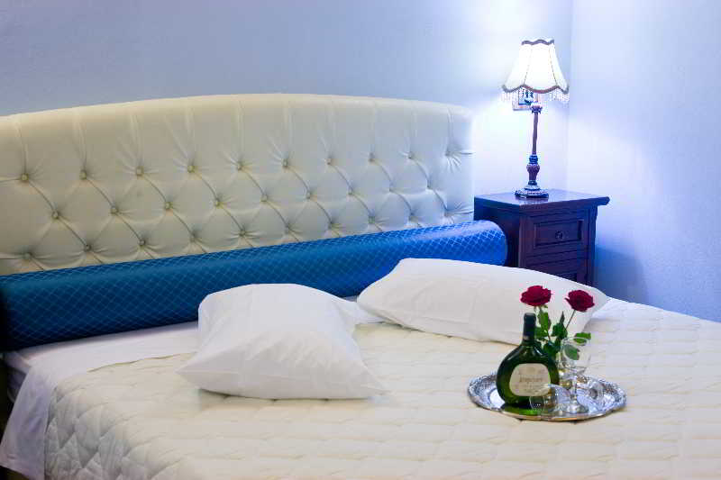 apartamentos Kyveli Suites