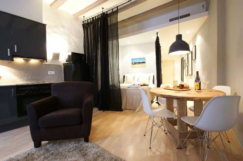 hotel Ramblas Studios