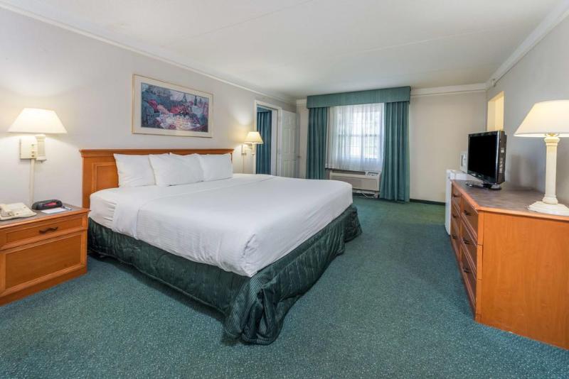 hotel Baymont Inn & Suites Hazelwood St. Louis Airport