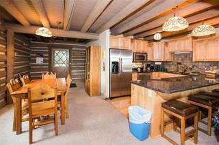 hotel Temptation Log Cabin