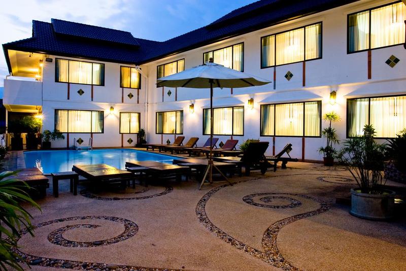 hotel La Mer Hostel