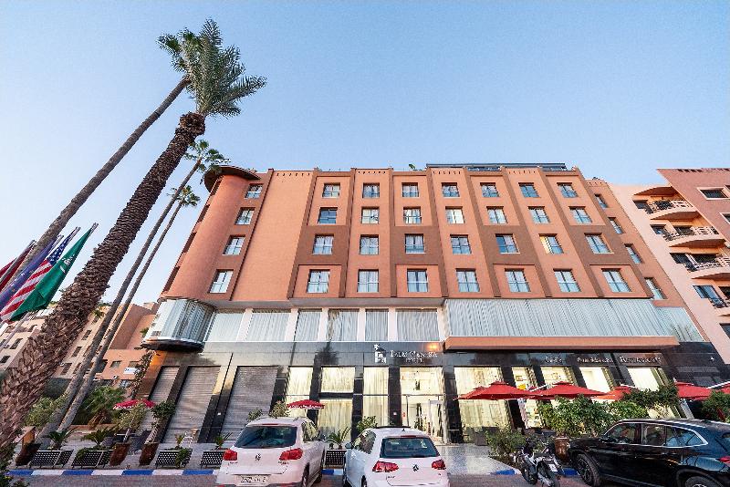 hotel Palm Menara Hotel
