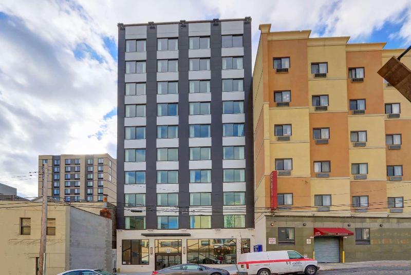 hotel Microtel Inn & Suites By Wyndham Long Island City